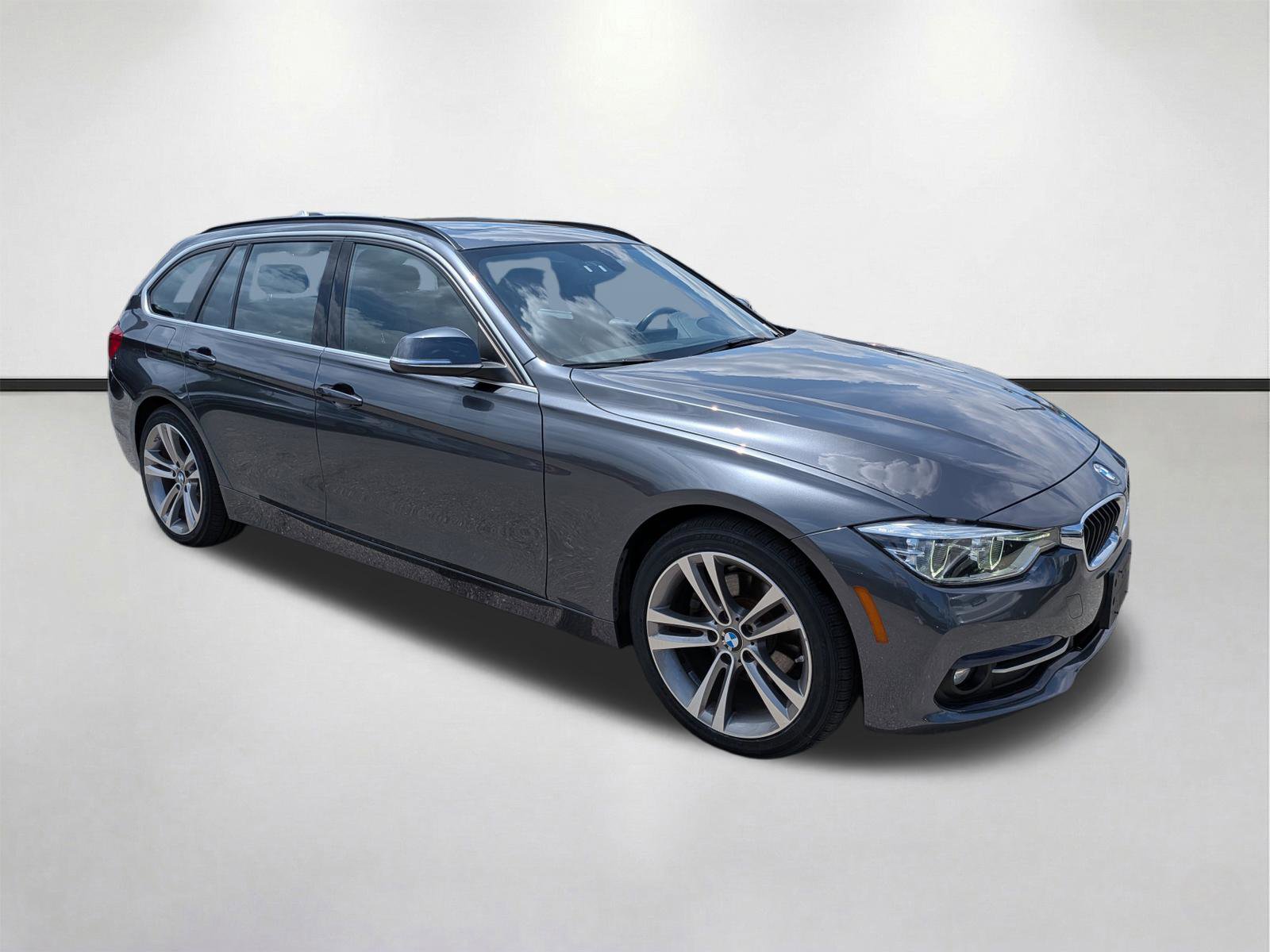 Used 2018 BMW 328d xDrive Wagon image 2