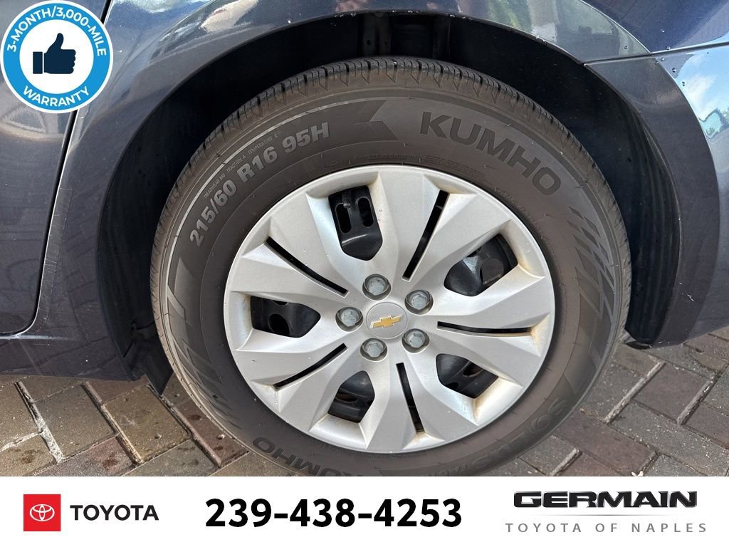Used 2015 Chevrolet Cruze LS FWD image 13