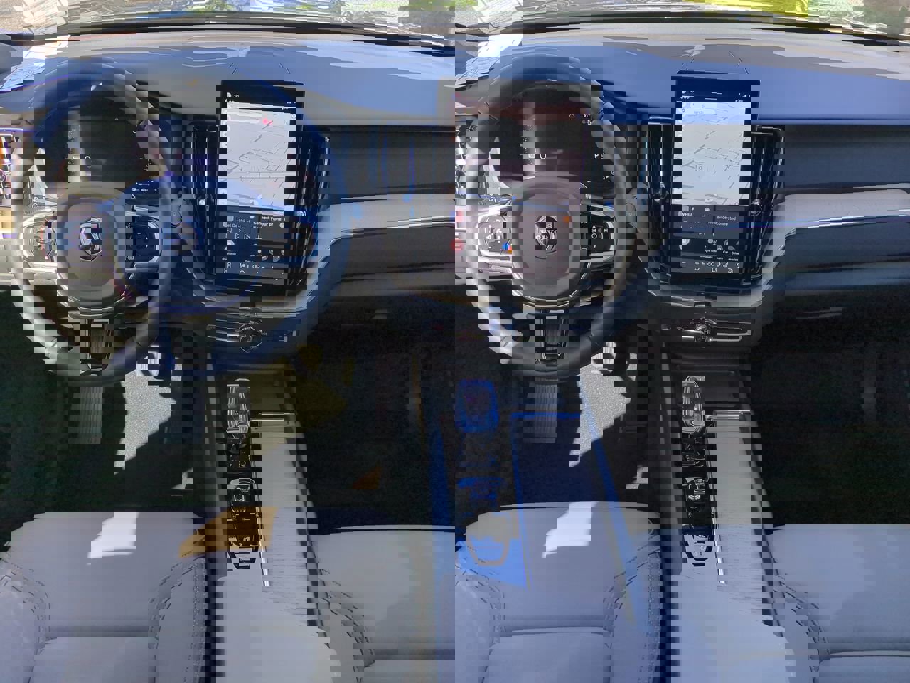 New 2026 Volvo XC60 B5 Core w/ Climate Package image 13