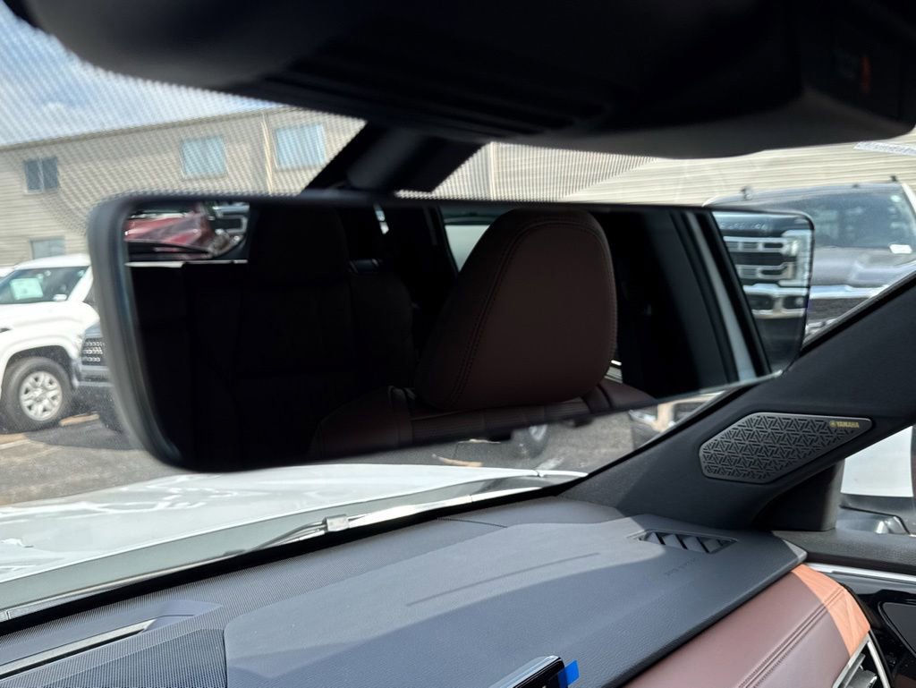 New 2026 Mitsubishi Outlander SEL FWD image 26
