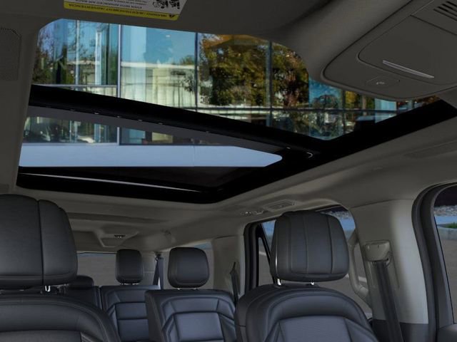 New 2025 Lincoln Navigator L Reserve image 21