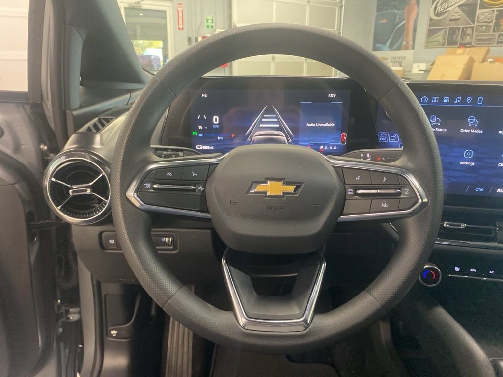 New 2026 Chevrolet Equinox EV LT image 17