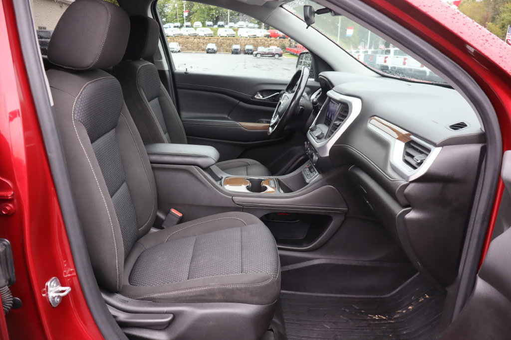 Used 2020 GMC Acadia SLE FWD image 18