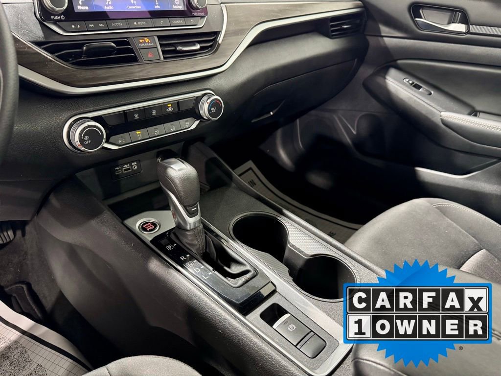 Used 2025 Nissan Altima 2.5 SV image 19