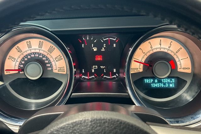 Used 2010 Ford Mustang GT Premium RWD image 23