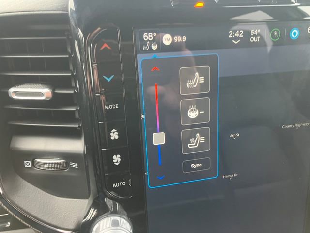 Used 2024 RAM 1500 Limited image 3