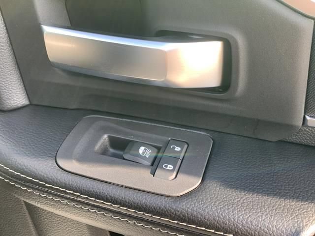 New 2026 RAM 2500 Big Horn AWD/4WD image 39