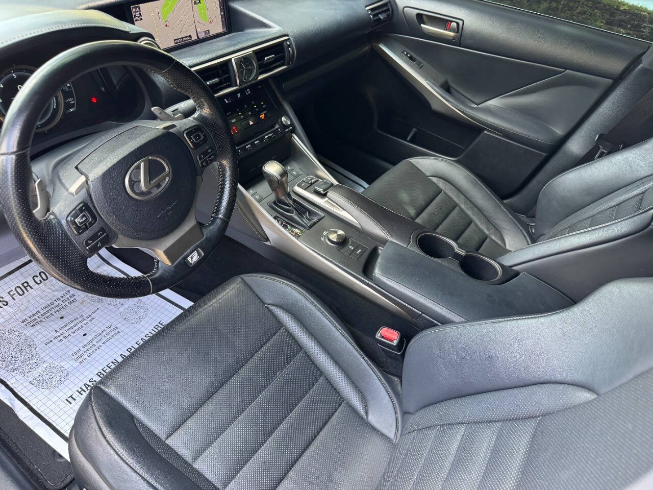 Used 2017 Lexus IS 200t F Sport w/ F Sport Package RWD image 10
