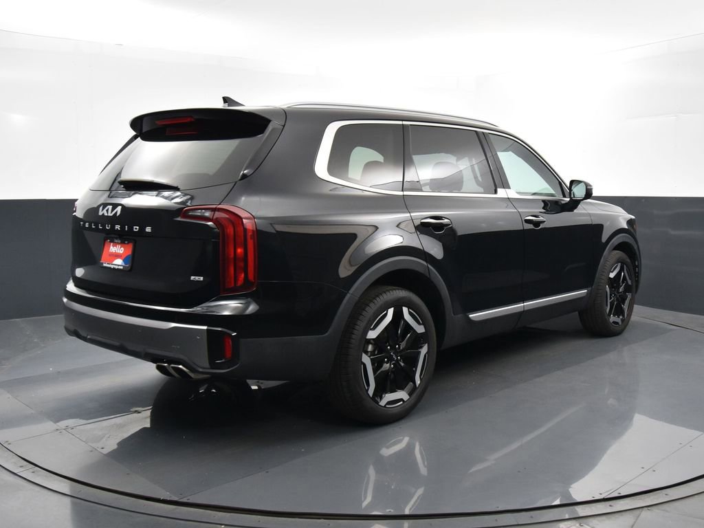 Certified 2025 Kia Telluride S image 31