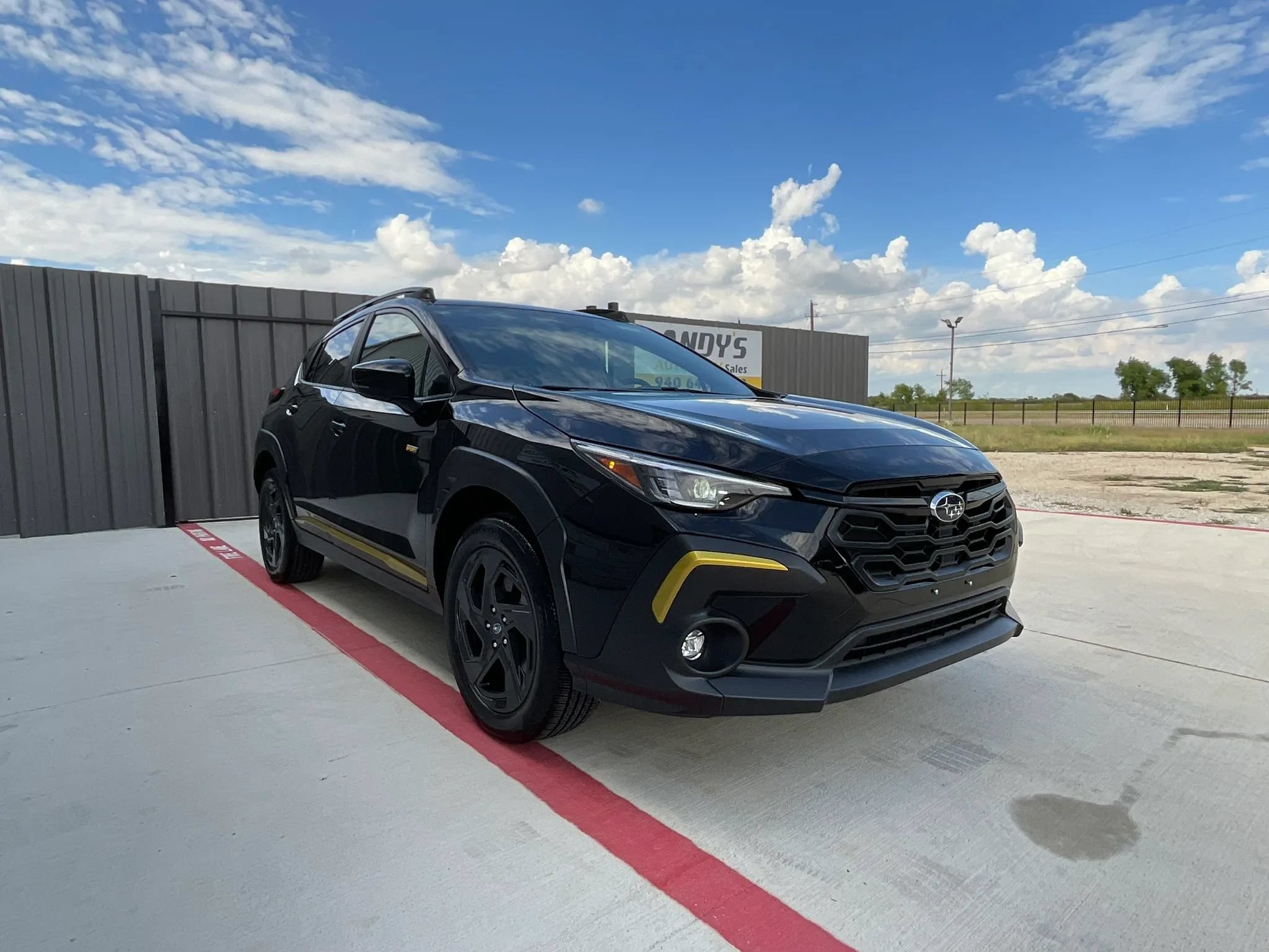 Used 2025 Subaru Crosstrek 2.5i Sport w/ Crosstrek Mirror Package AWD/4WD image 2