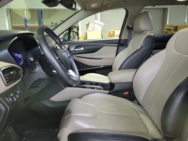 Used 2019 Hyundai Santa Fe w/ Ultimate Package FWD image 13