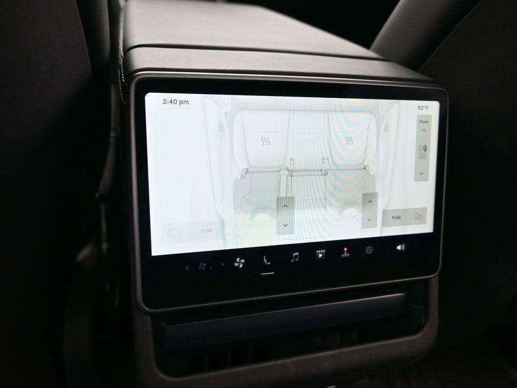 Used 2026 Tesla Model Y AWD image 29