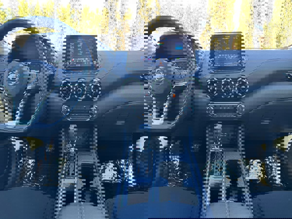 Used 2024 Nissan Sentra SV image 15