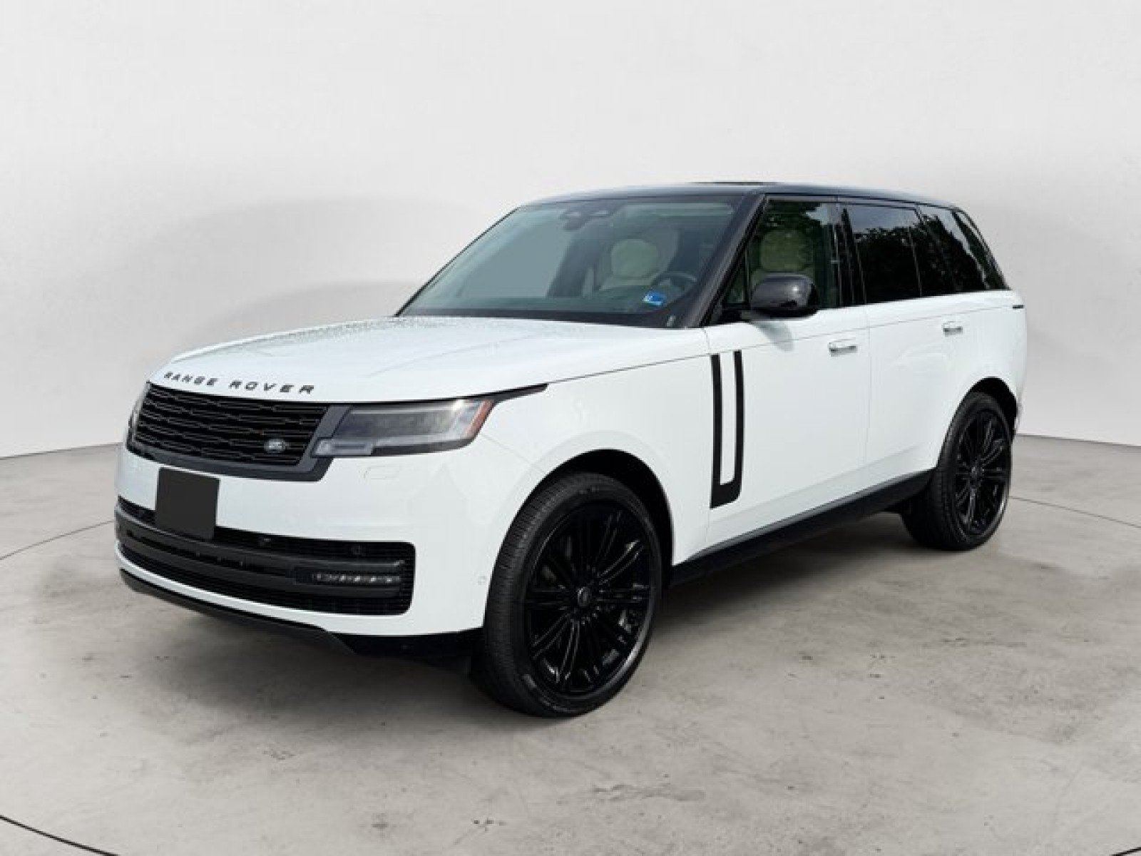 Certified 2025 Land Rover Range Rover SE AWD/4WD image 1