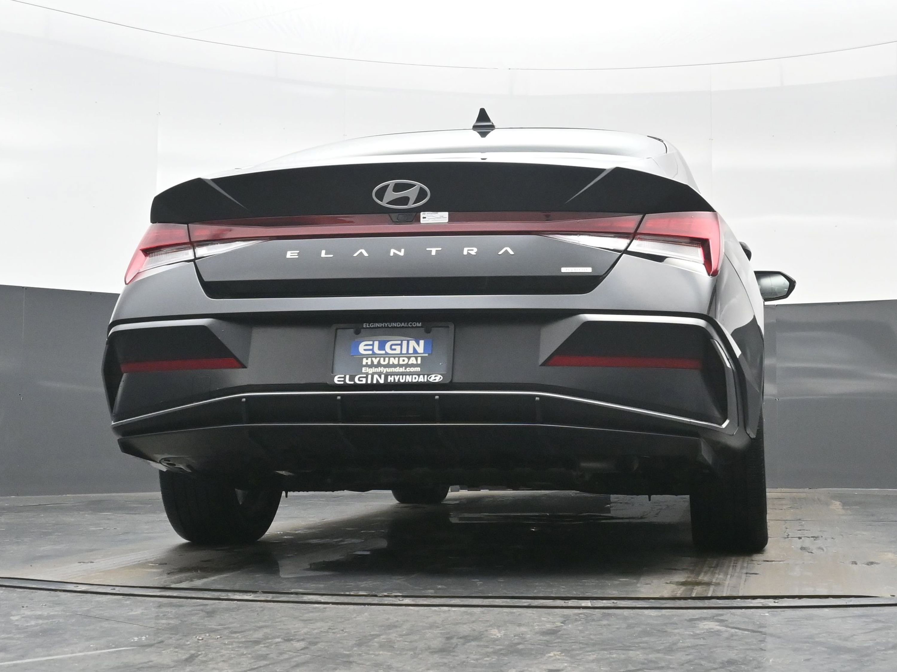 Certified 2025 Hyundai Elantra Limited image 30