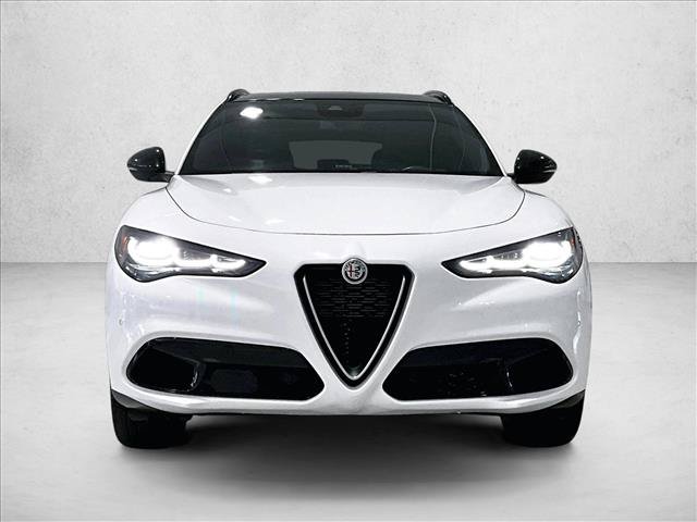 Used 2024 Alfa Romeo Stelvio Ti AWD/4WD video 3
