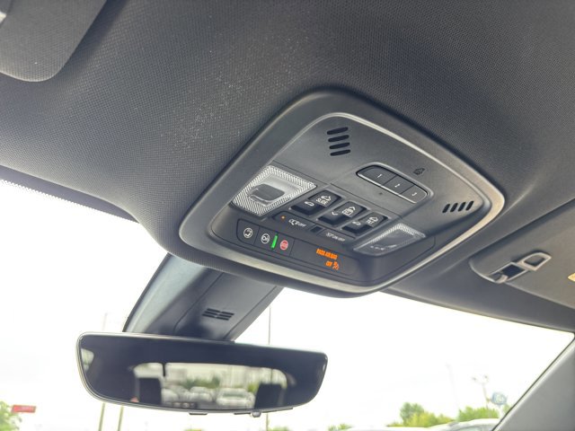 Used 2024 Chevrolet Traverse Premier w/ Redline Edition FWD image 43