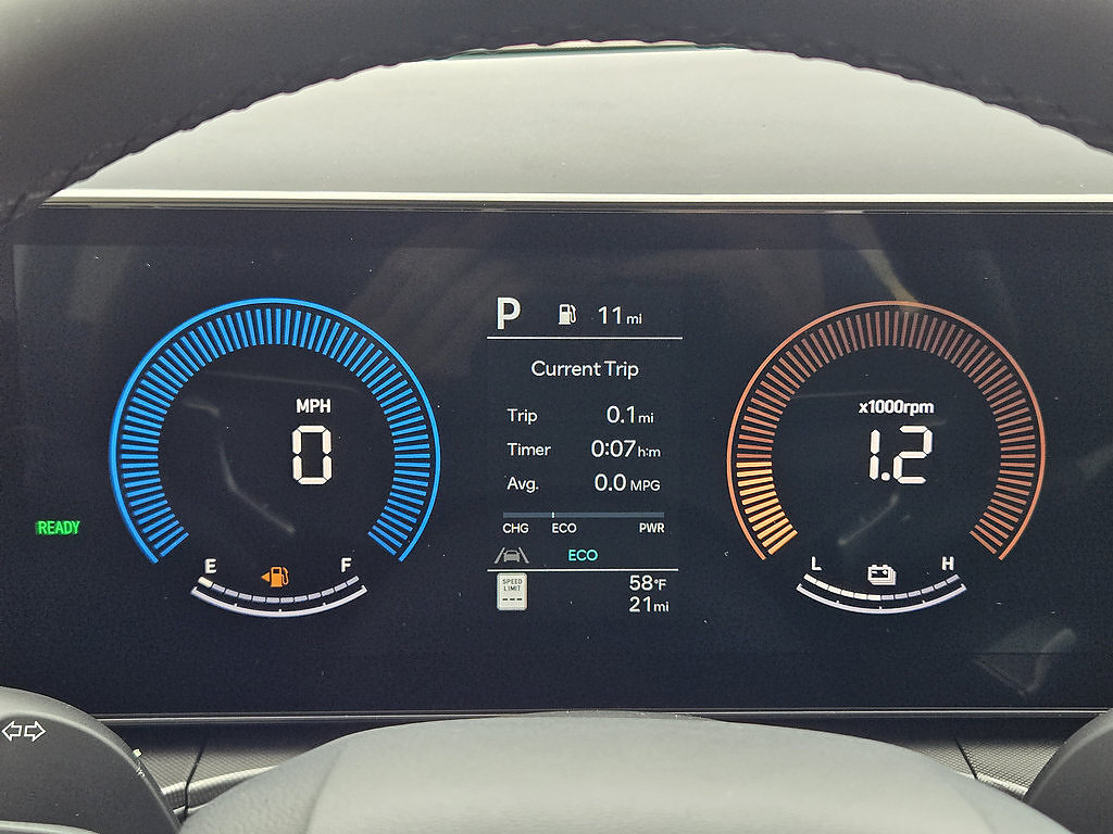 New 2026 Hyundai Santa Fe SE FWD image 17