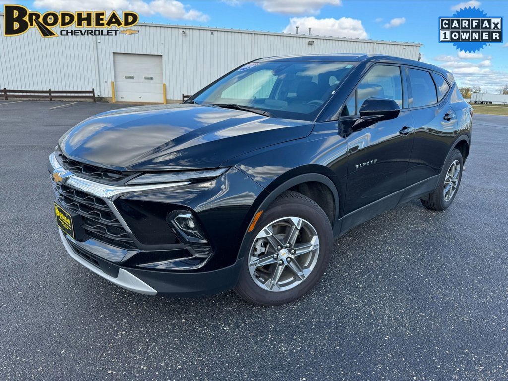 Used 2024 Chevrolet Blazer LT image 1