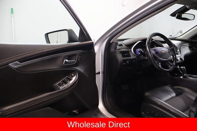 Used 2016 Chevrolet Impala LT FWD image 8