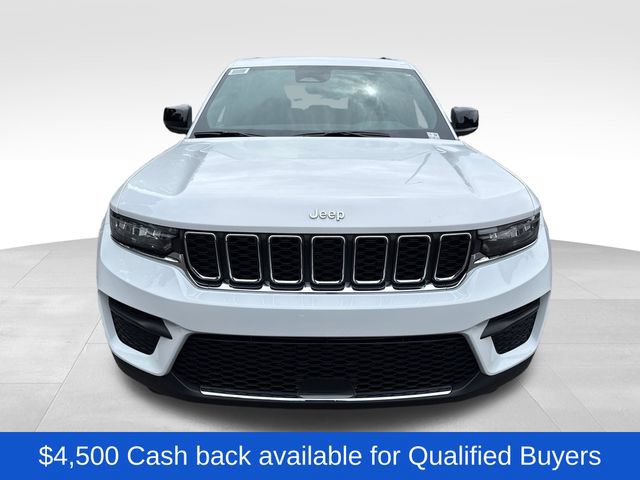 New 2026 Jeep Grand Cherokee Laredo AWD/4WD image 2