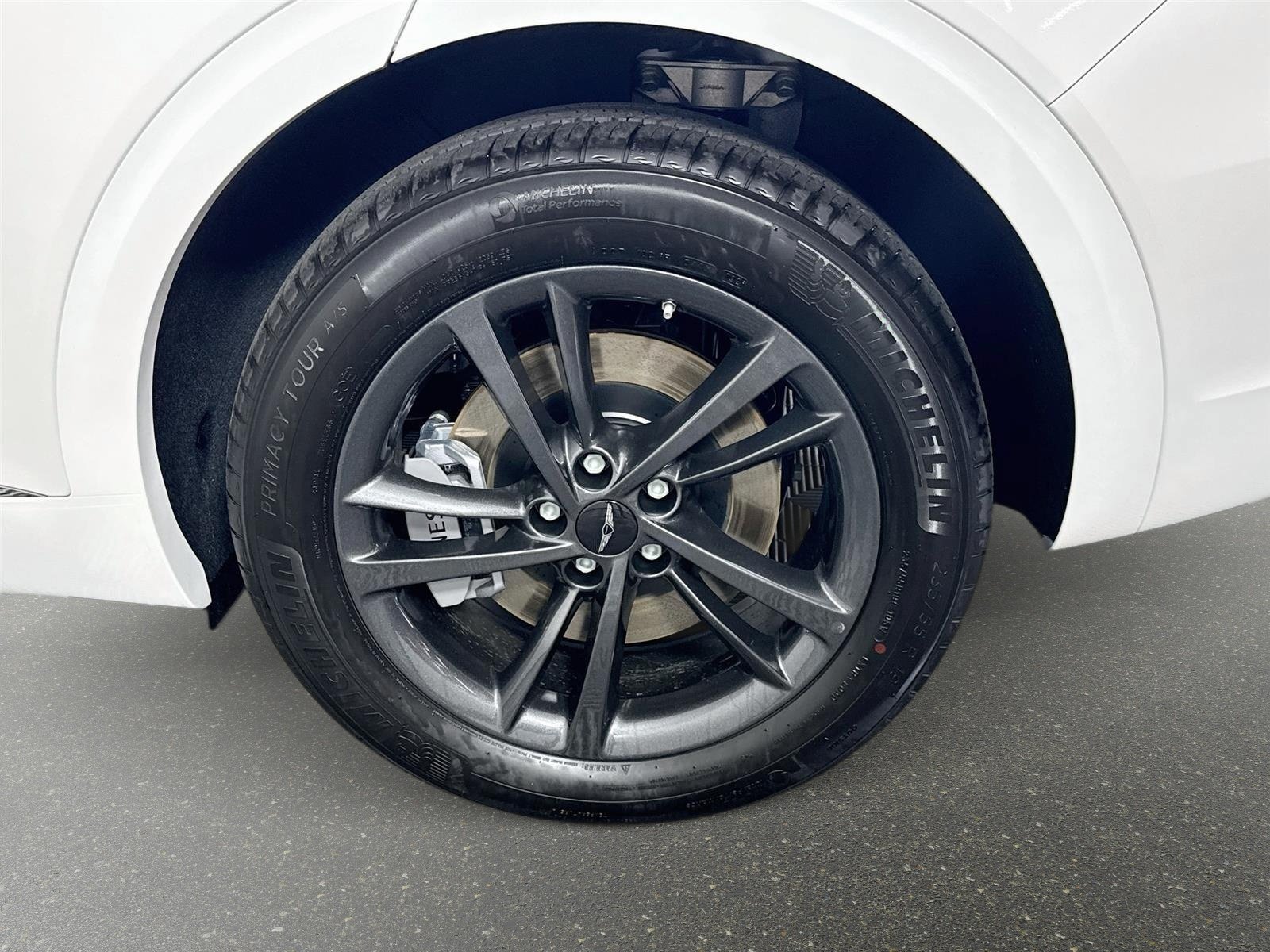 New 2027 Genesis GV70 2.5T Select AWD/4WD image 32
