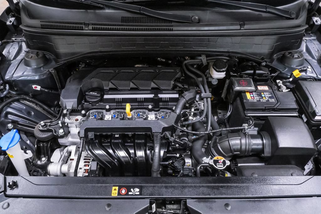 Certified 2024 Hyundai Venue SE FWD image 30