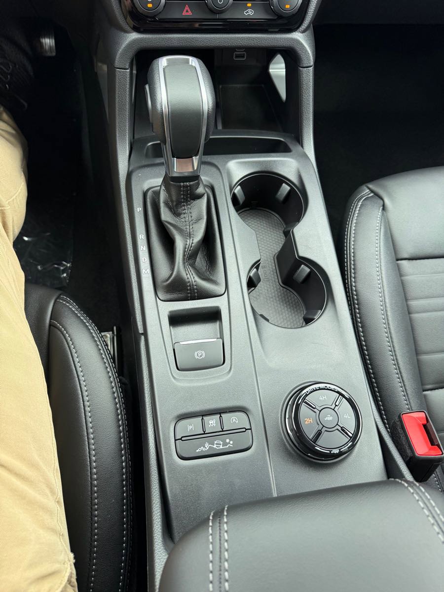 New 2025 Ford Ranger Lariat image 24