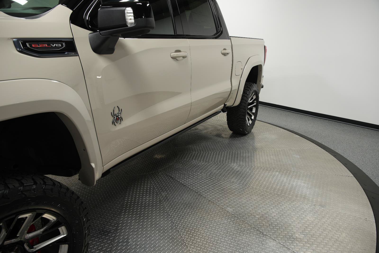 New 2026 GMC Sierra 1500 AT4 w/ AT4 Premium Package AWD/4WD image 4