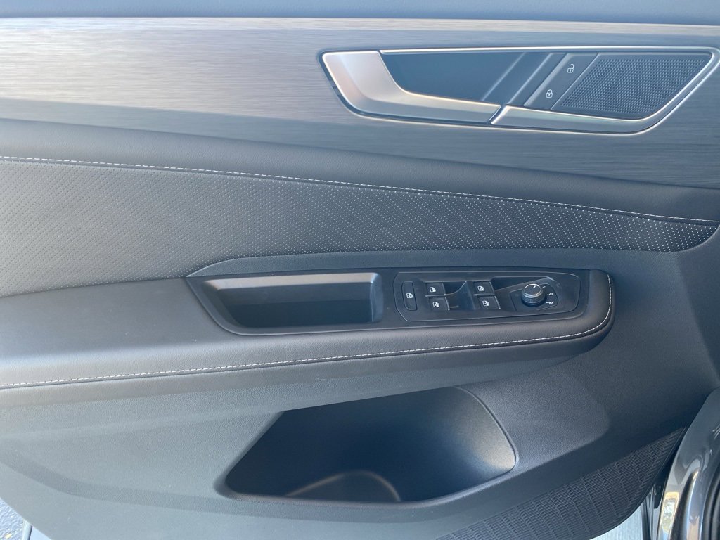 New 2025 Volkswagen Atlas Cross Sport SE image 23