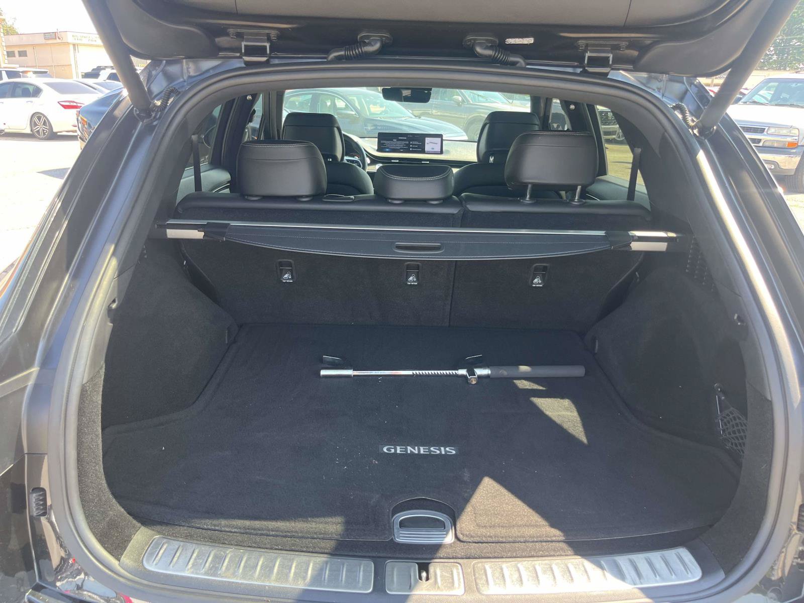 Used 2022 Genesis GV70 3.5T Sport AWD/4WD image 10