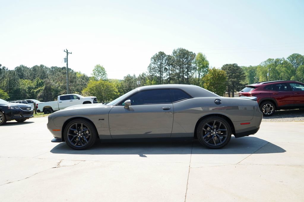 Used 2023 Dodge Challenger R/T w/ Blacktop Package image 19
