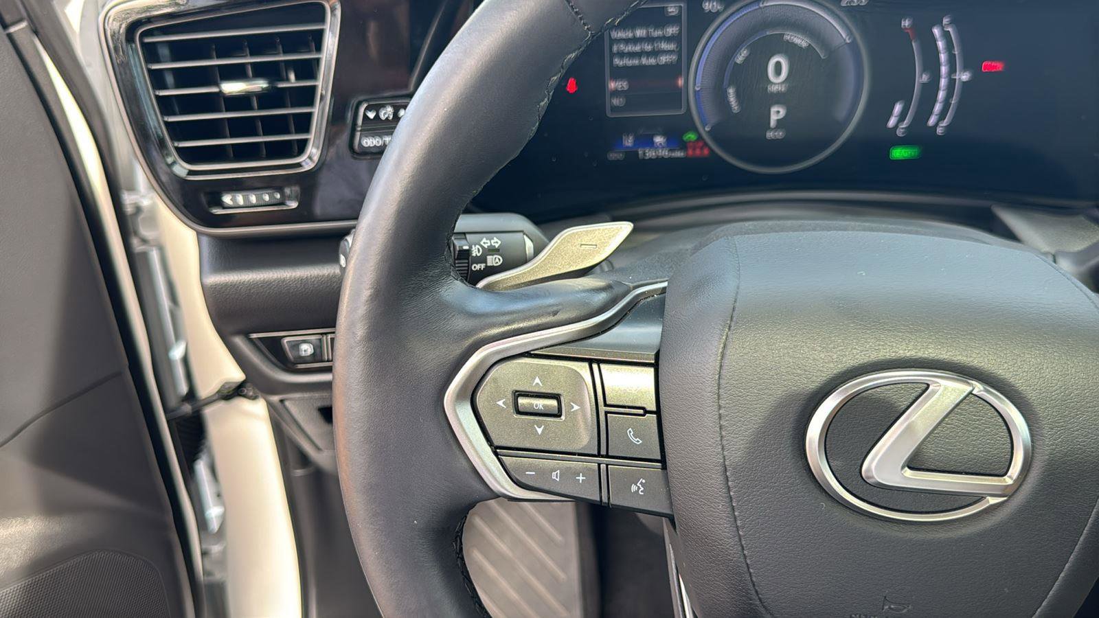 Used 2025 Lexus NX 350h AWD w/ Premium Package image 16