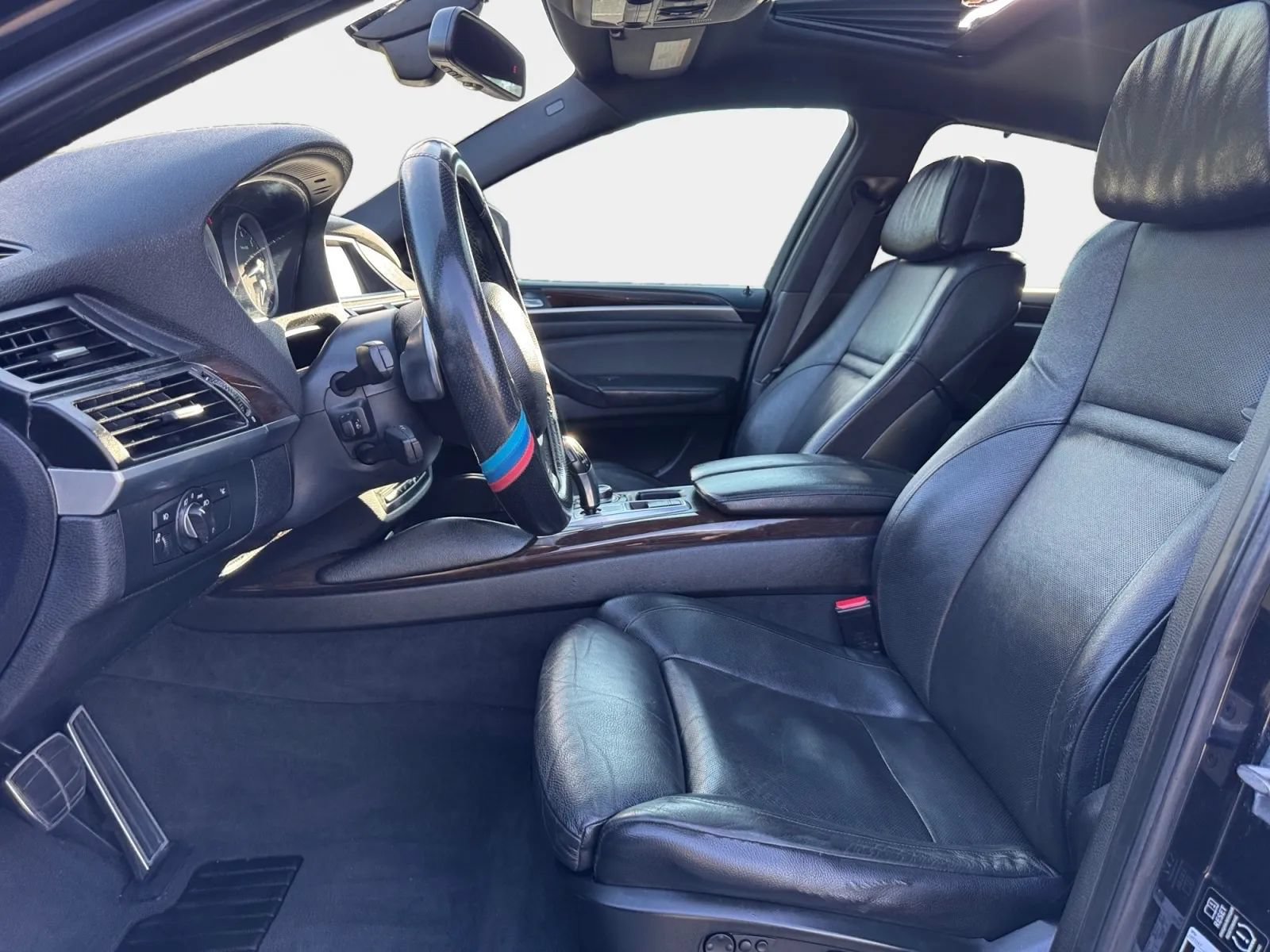 Used 2014 BMW X6 xDrive50i w/ M Performance Package AWD/4WD image 9