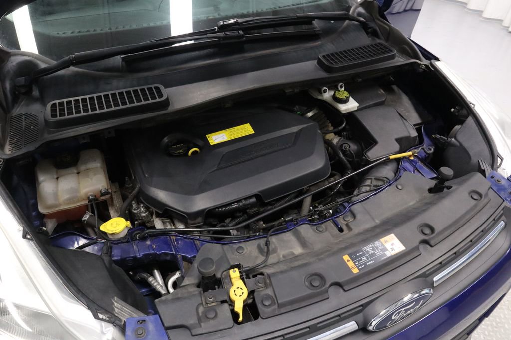 Used 2016 Ford Escape SE w/ Equipment Group 201A image 13