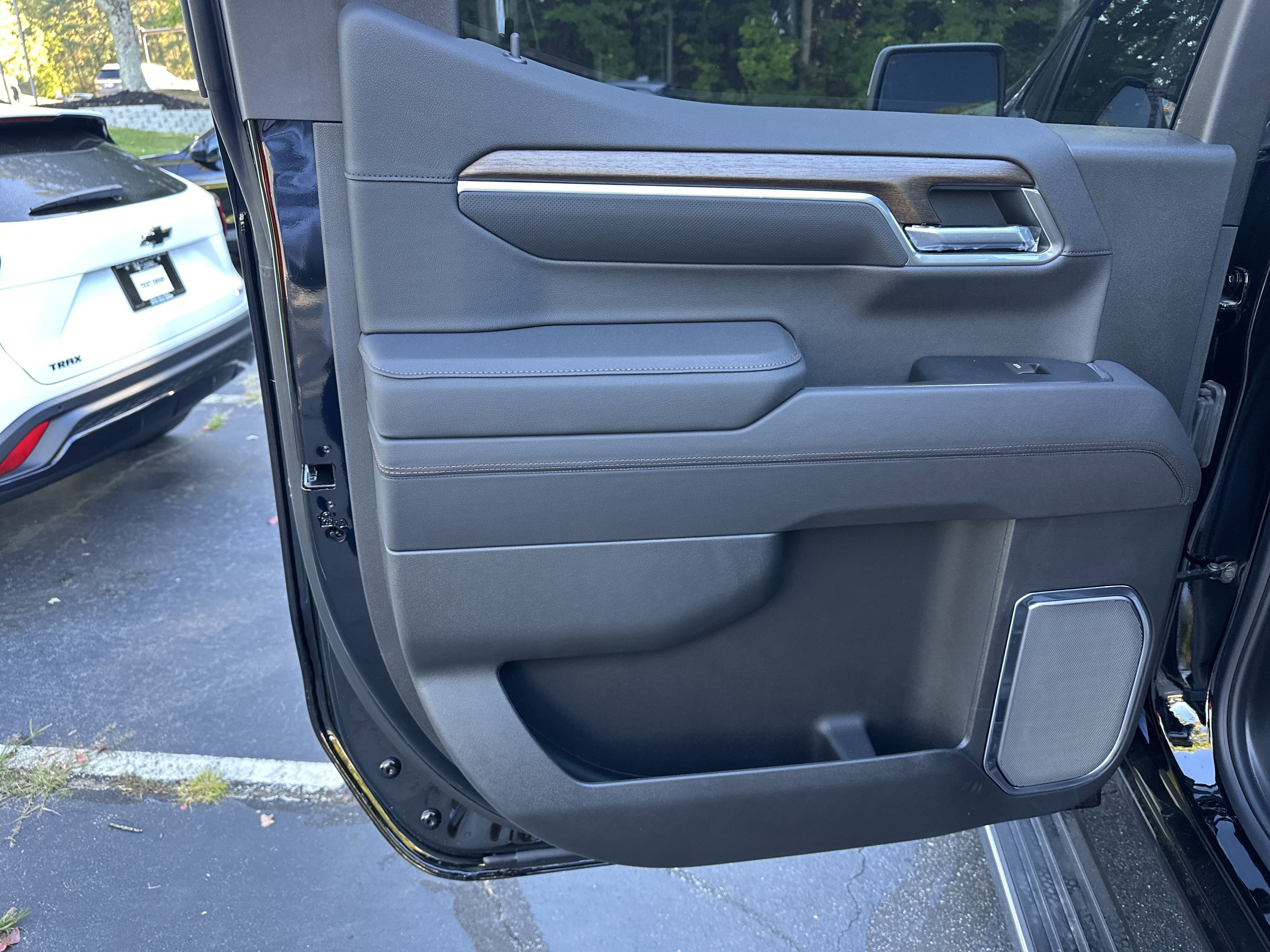 New 2025 Chevrolet Silverado 1500 High Country image 19