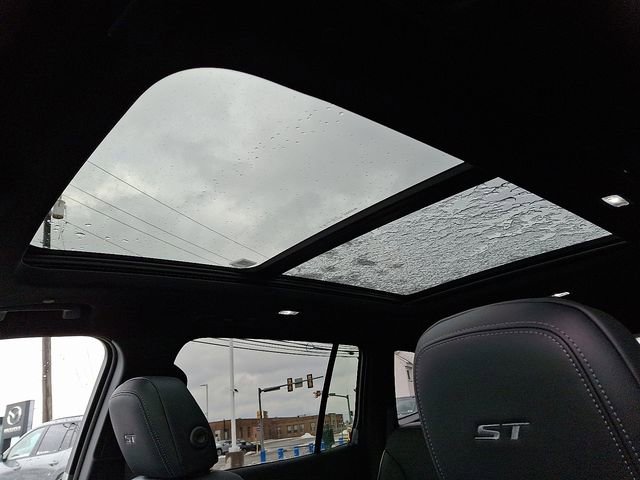 New 2026 Buick Enclave Sport Touring w/ Power Package image 15