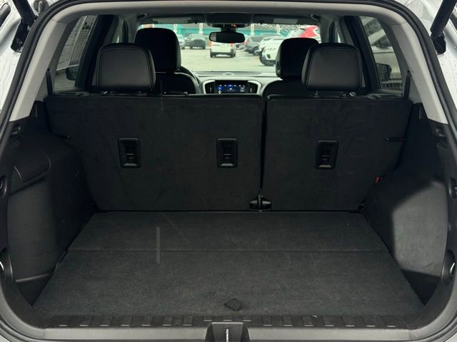 Used 2024 GMC Terrain SLT image 10