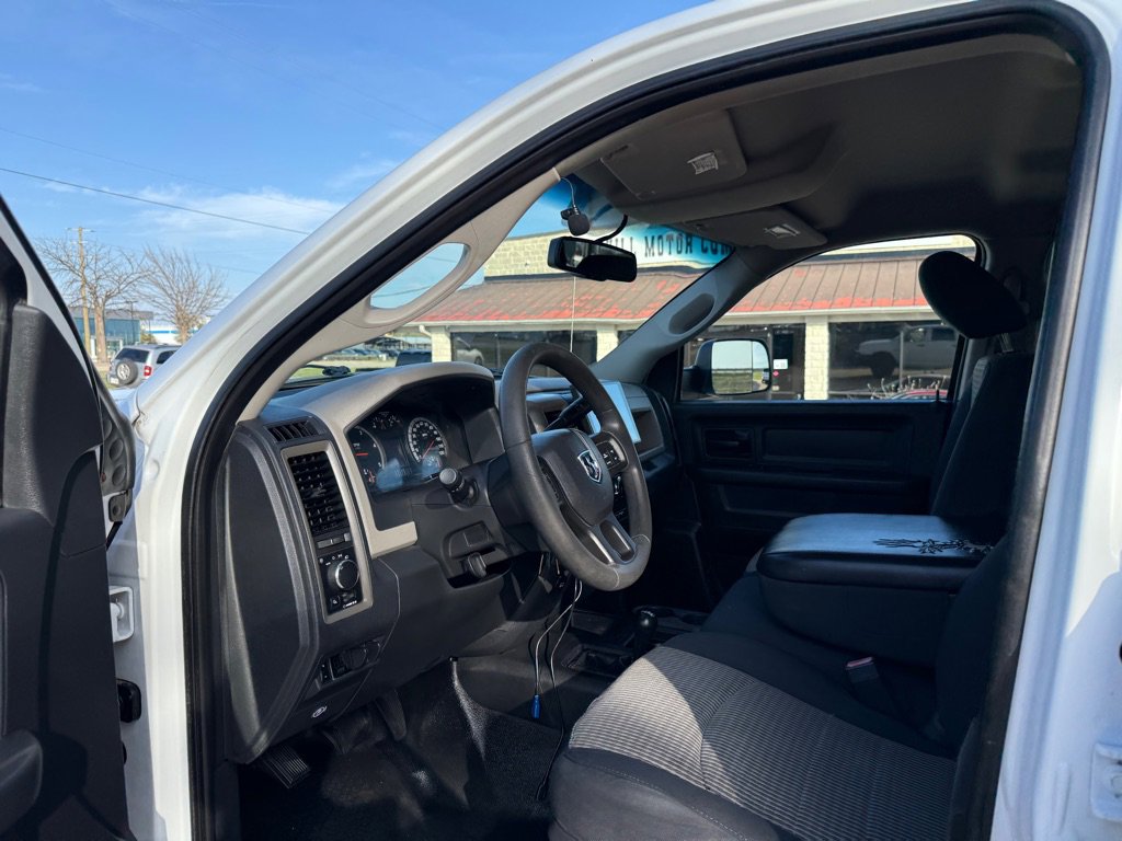 Used 2012 RAM 2500 ST w/ Chrome Appearance Group image 14