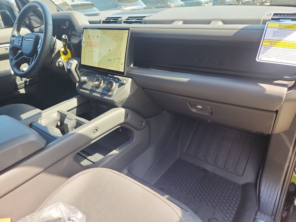New 2026 Land Rover Defender 110 OCTA image 26