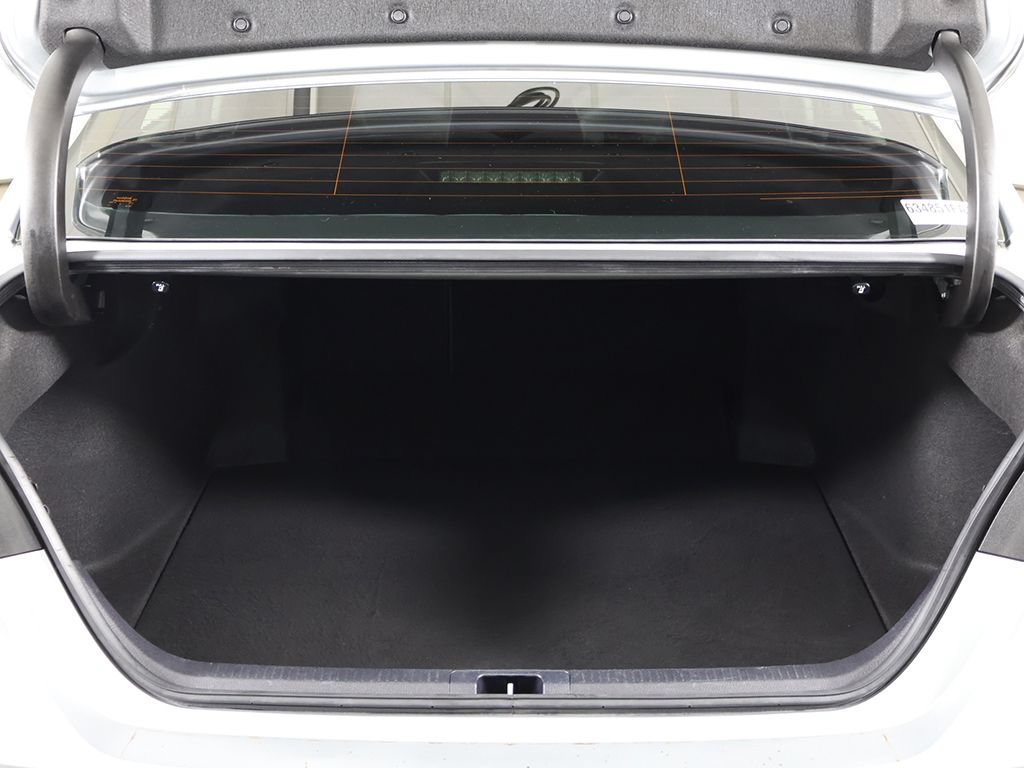Used 2022 Toyota Camry SE FWD image 17