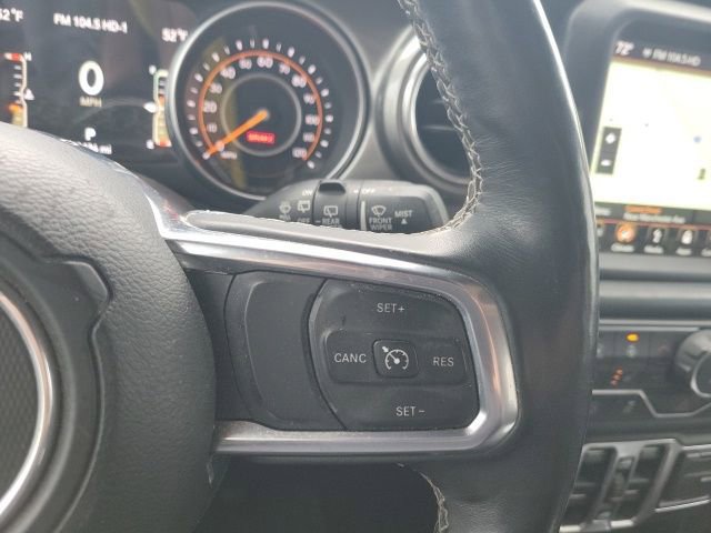 Used 2018 Jeep Wrangler Unlimited Sahara image 11