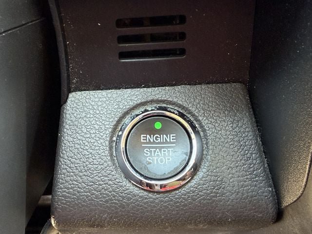 Used 2021 Ford Expedition Max Limited RWD image 18
