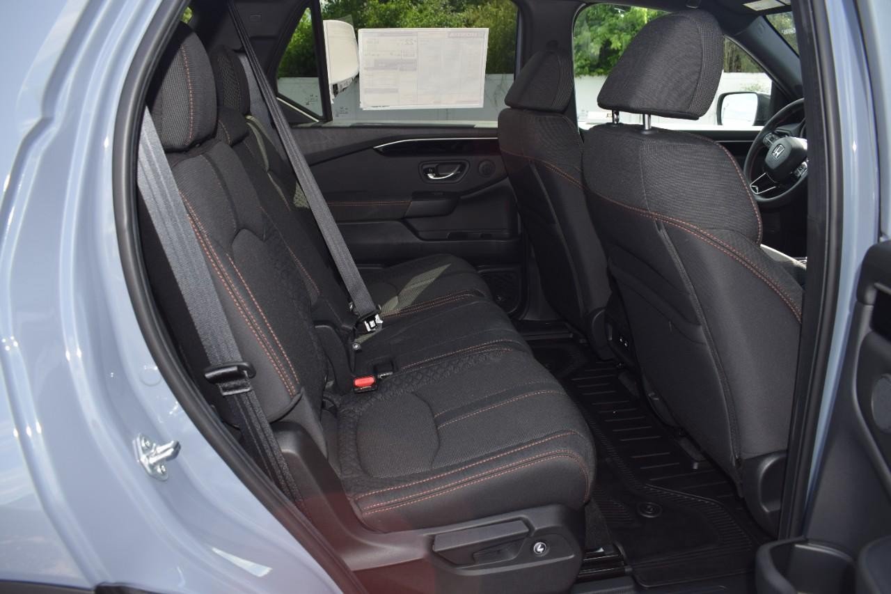 New 2026 Honda Pilot Sport image 11