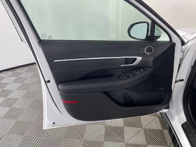 New 2026 Hyundai Sonata Limited FWD image 5