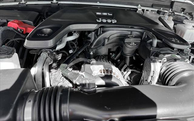 Used 2020 Jeep Gladiator Sport w/ Quick Order Package 24S image 21