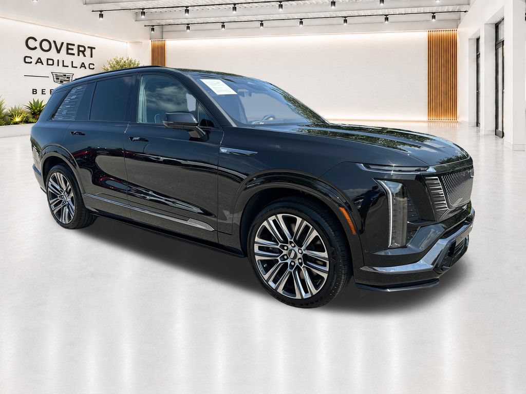 Used 2026 Cadillac Vistiq Platinum w/ LPO, Floor Liner Package AWD/4WD image 1