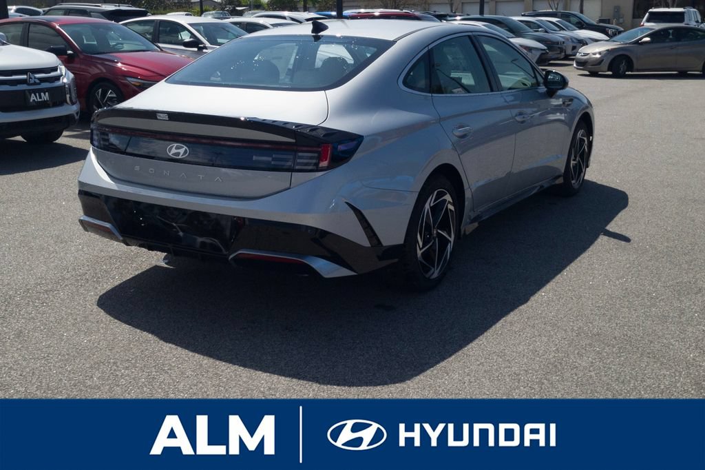 New 2026 Hyundai Sonata SEL FWD image 6