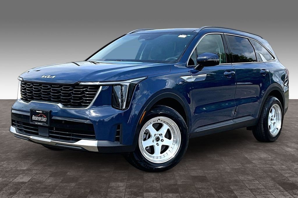 Used 2024 Kia Sorento S w/ Panoramic Sunroof Package AWD/4WD image 2