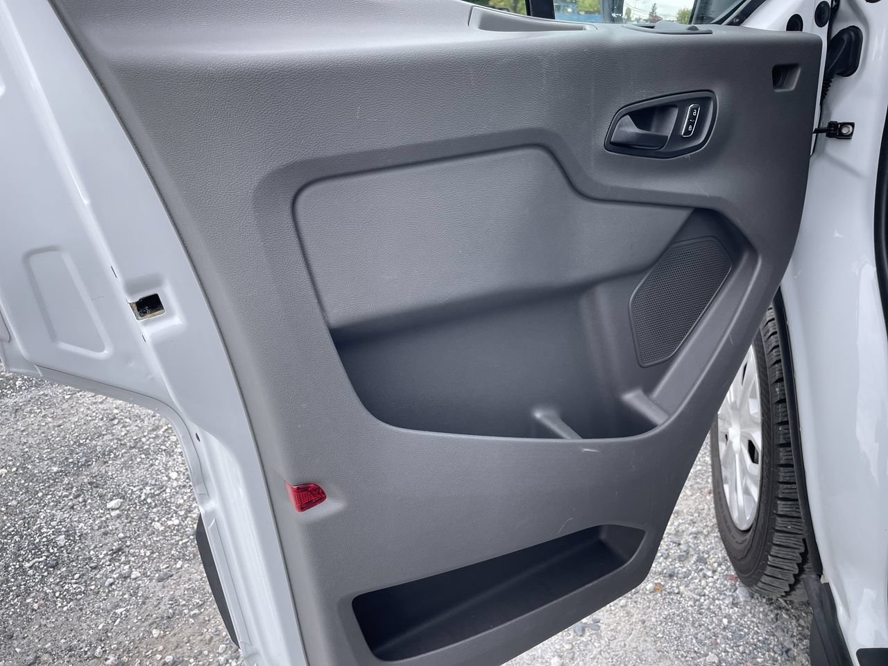 Used 2025 Ford Transit 350 XLT RWD image 11